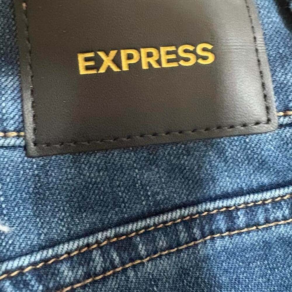 Express High Rise Split Hem Ankle Jeans - Picture 6 of 7